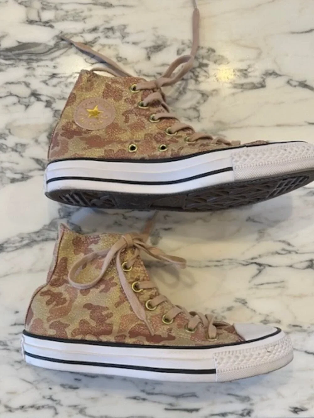Converse Rose Gold Chuck Taylor Womens High Tops EUC Size 6